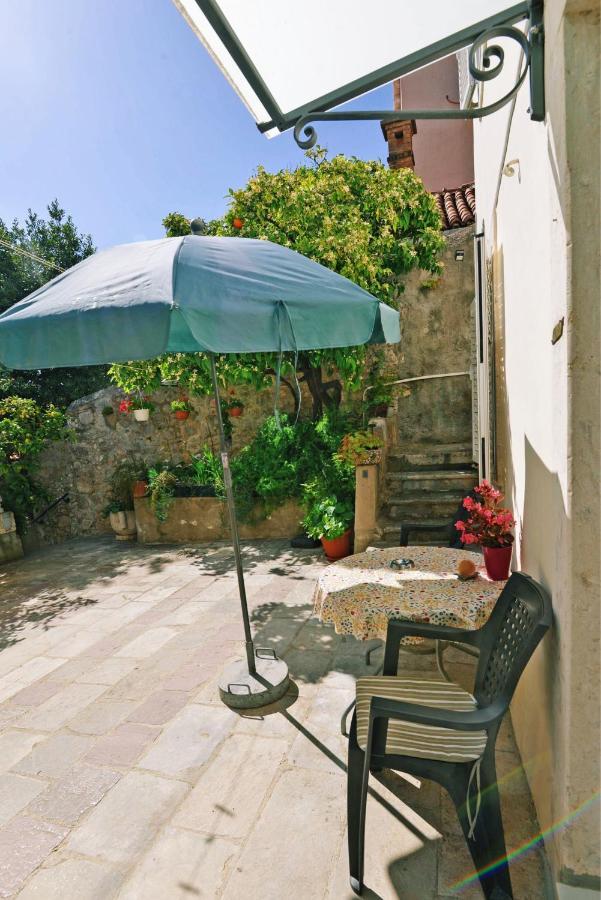 Guesthouse Manda Дубровник Екстериор снимка