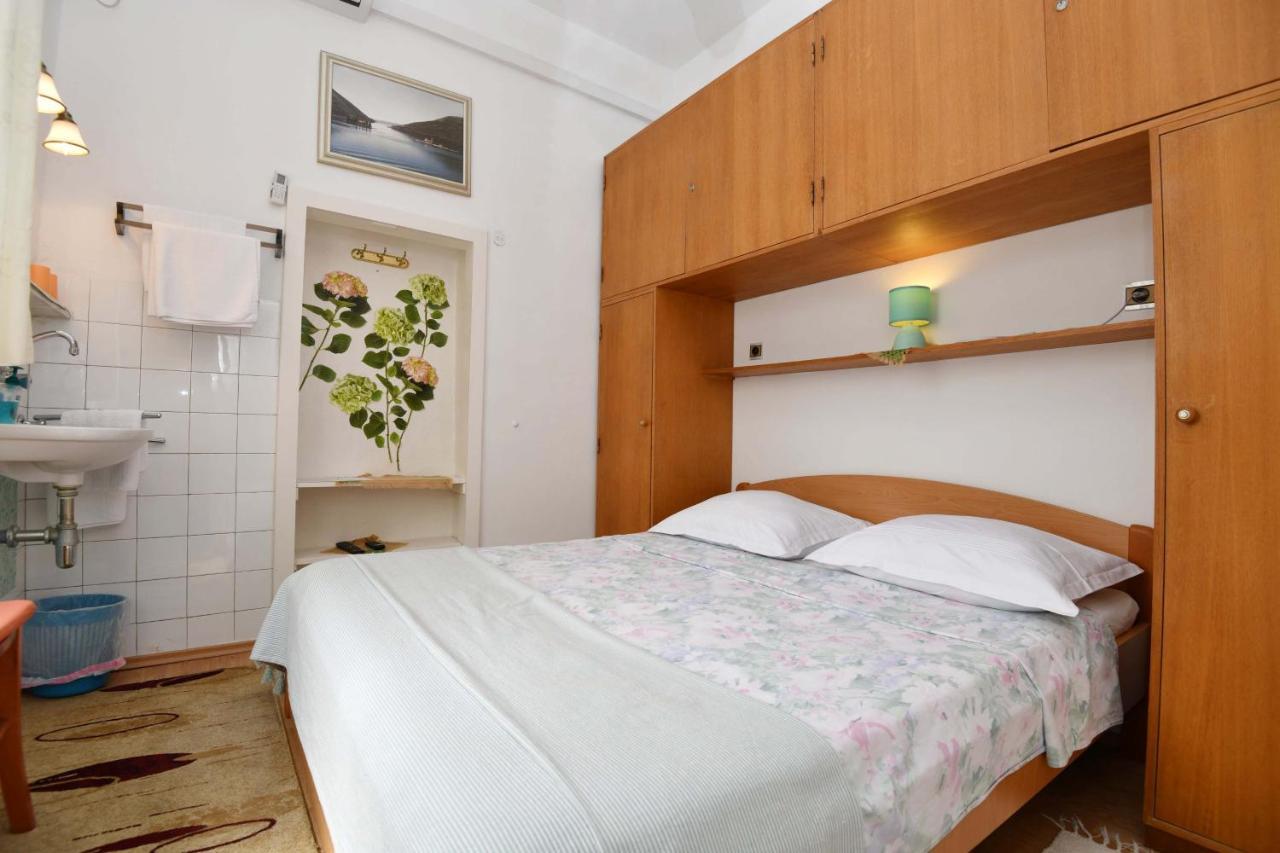 Guesthouse Manda Дубровник Екстериор снимка