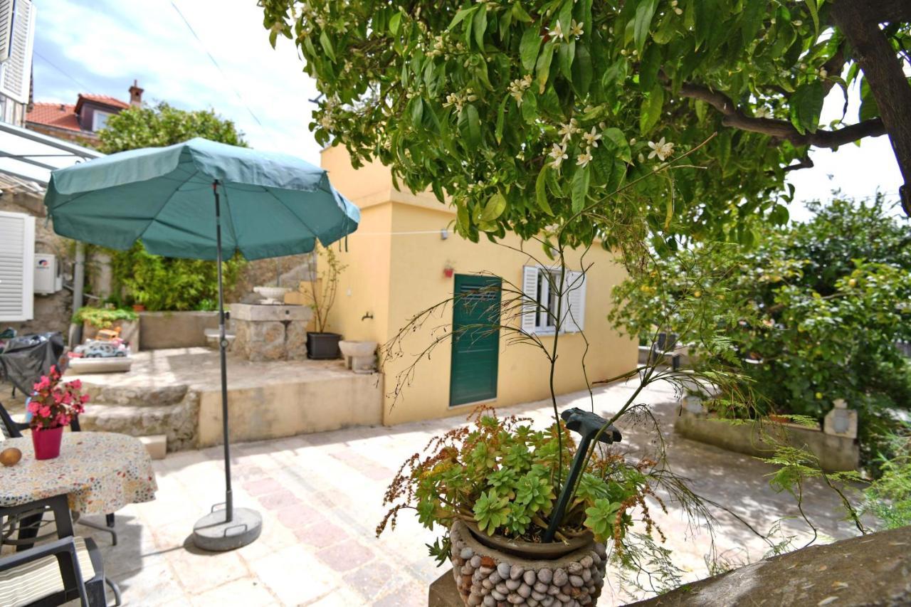 Guesthouse Manda Дубровник Екстериор снимка