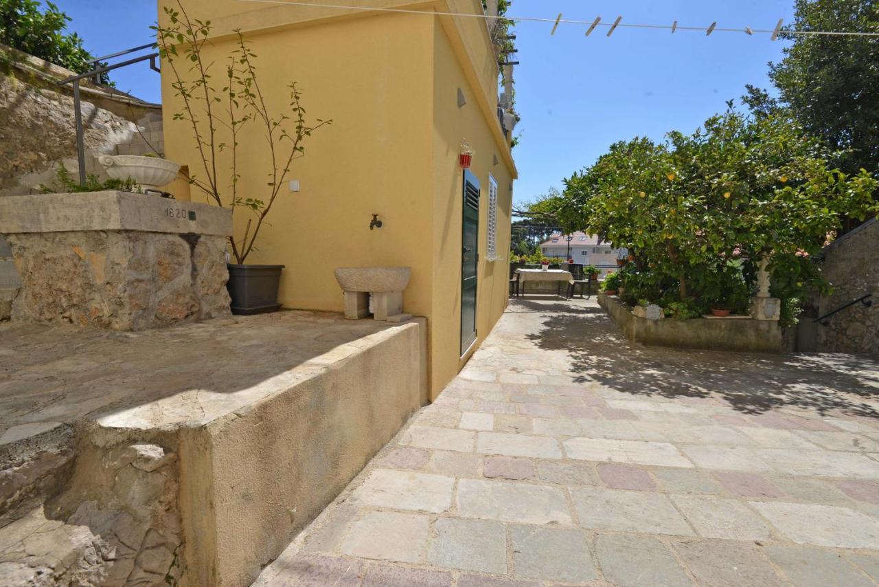 Guesthouse Manda Дубровник Екстериор снимка